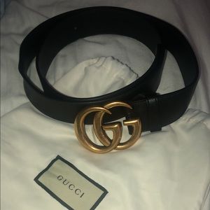 Black Leather Gucci Belt with Double G Buckle